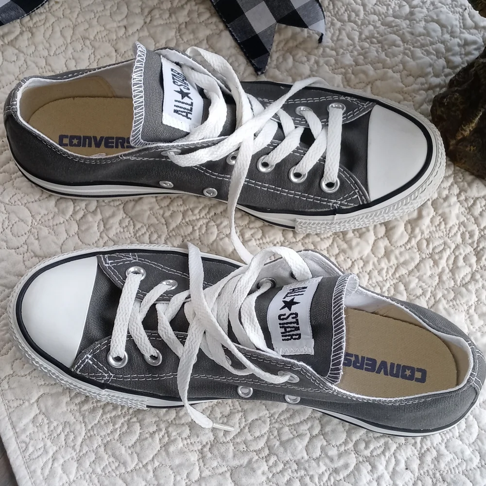ALL STAR CONVERSE SHOES - Picture 7 of 8